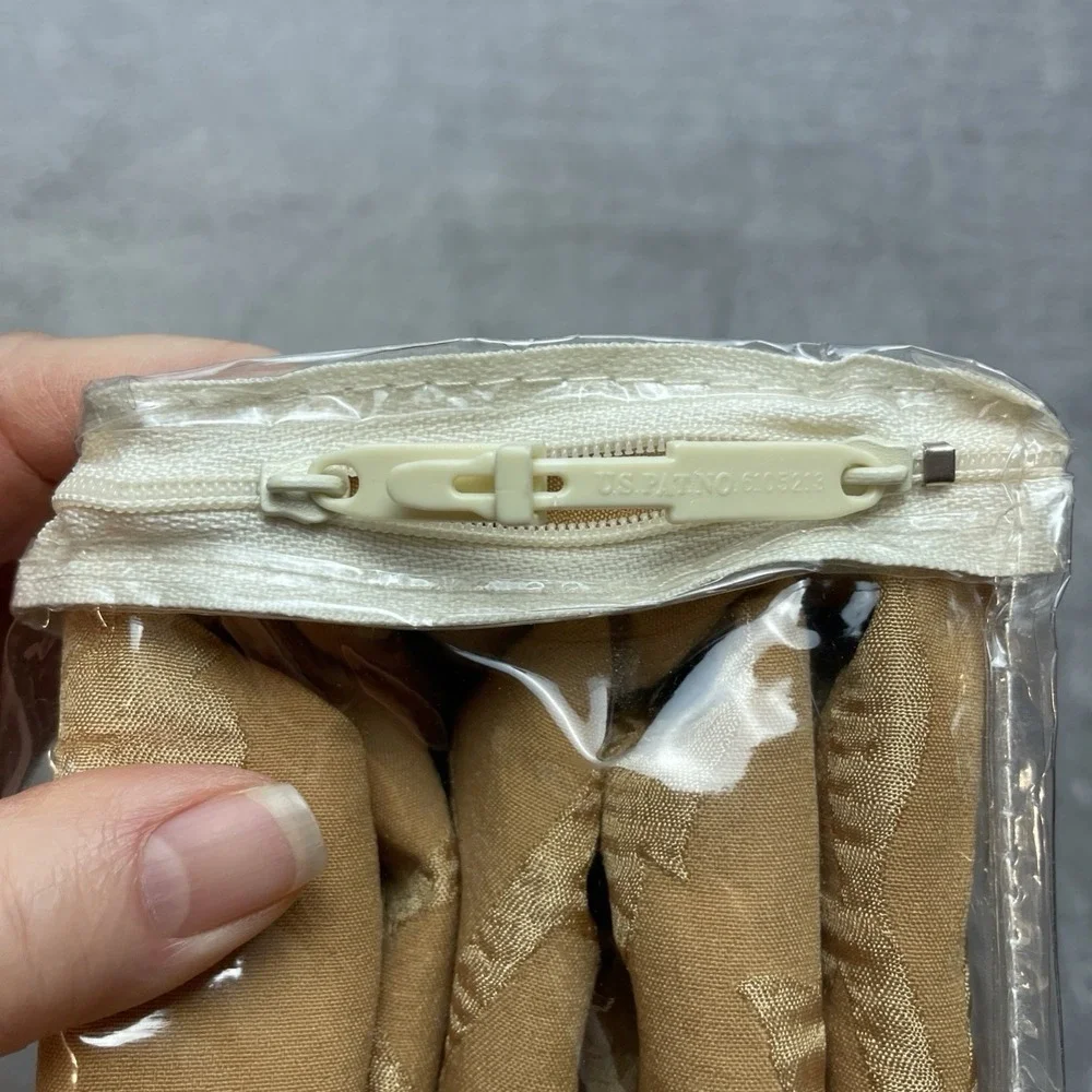NIP 2 Millefleurs Drapery Panels 50
